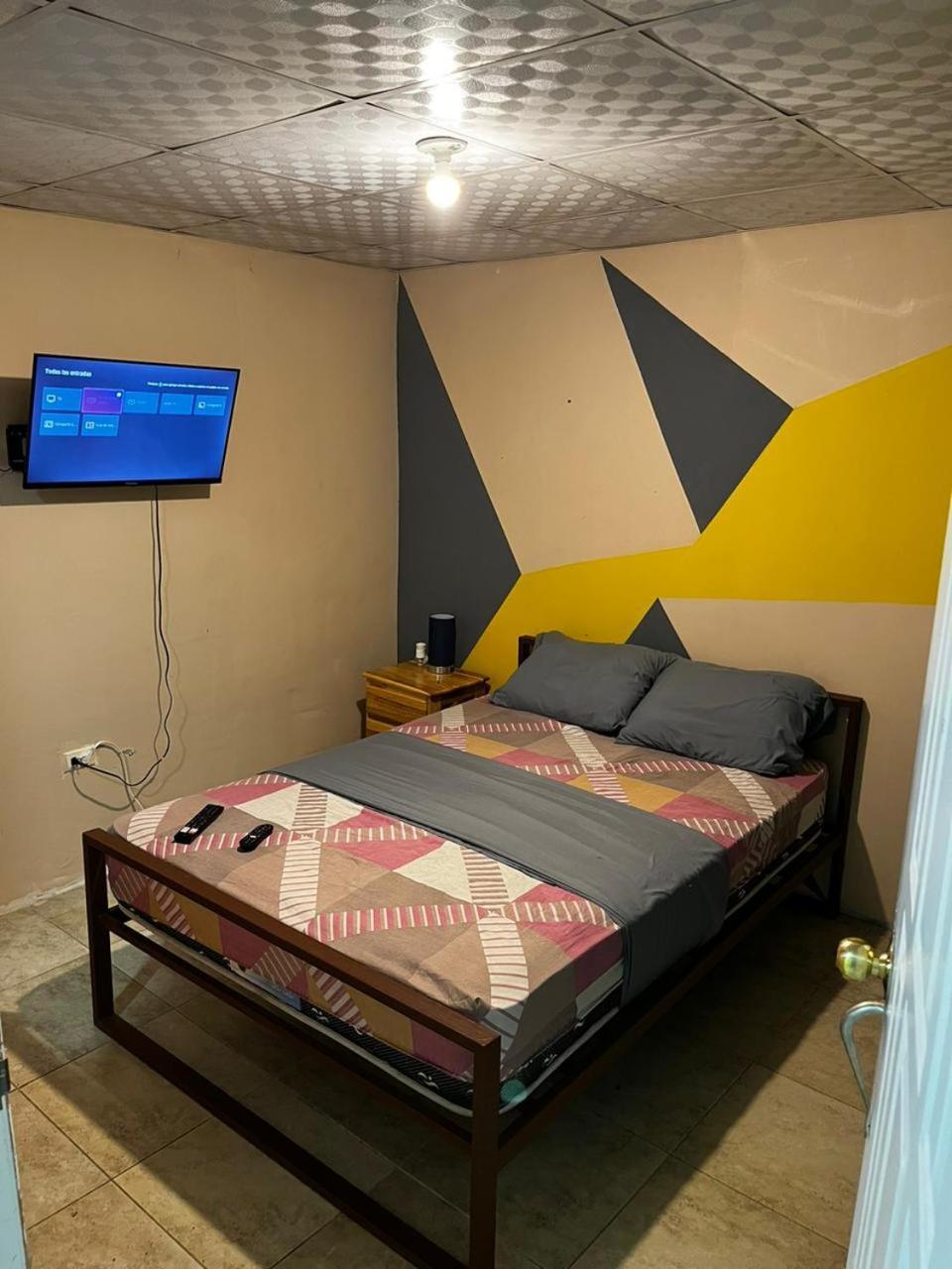 Isabella Hostel And Pool Alto Boquete エクステリア 写真